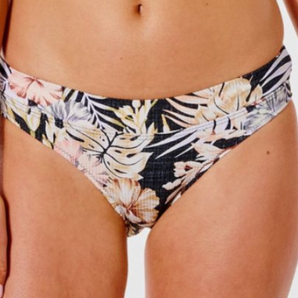 NWT Rip Curl Paradise Calling Full Coverage Floral Size Large
